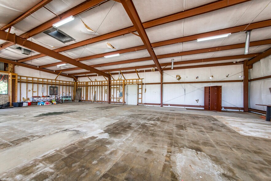 More Photos Of 140 E Reynolds Rd, Arkadelphia Convenience Store For Sale