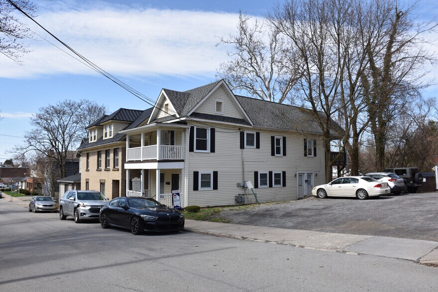 More Photos Of 307 Walnut St, Meadville Apartments For Sale