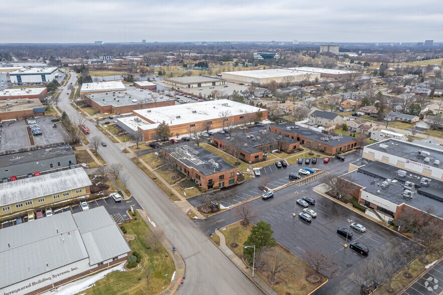 More Photos Of 414 Plaza Dr, Westmont Office For Sale