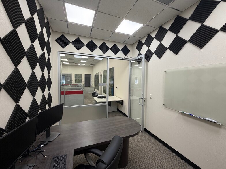 More Photos Of 4022 Louetta Rd, Spring Auto Dealership For Lease
