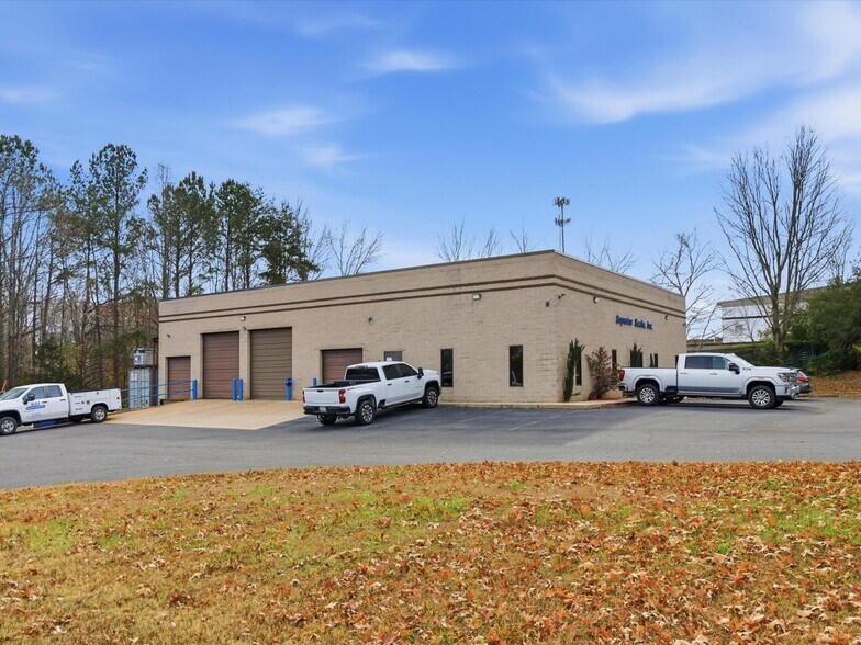 More Photos Of 2118 Carolina Place Dr, Fort Mill Warehouse For Sale