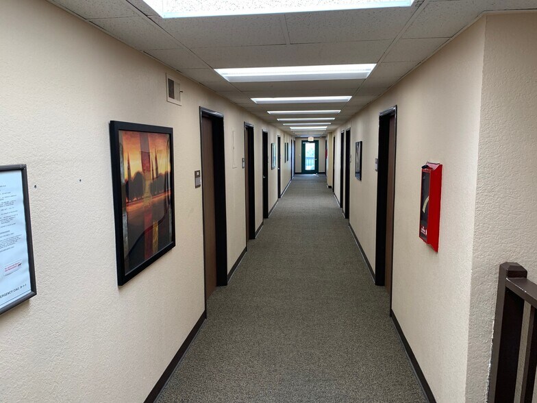 More Photos Of 2171 S El Camino Real, Oceanside Office For Lease