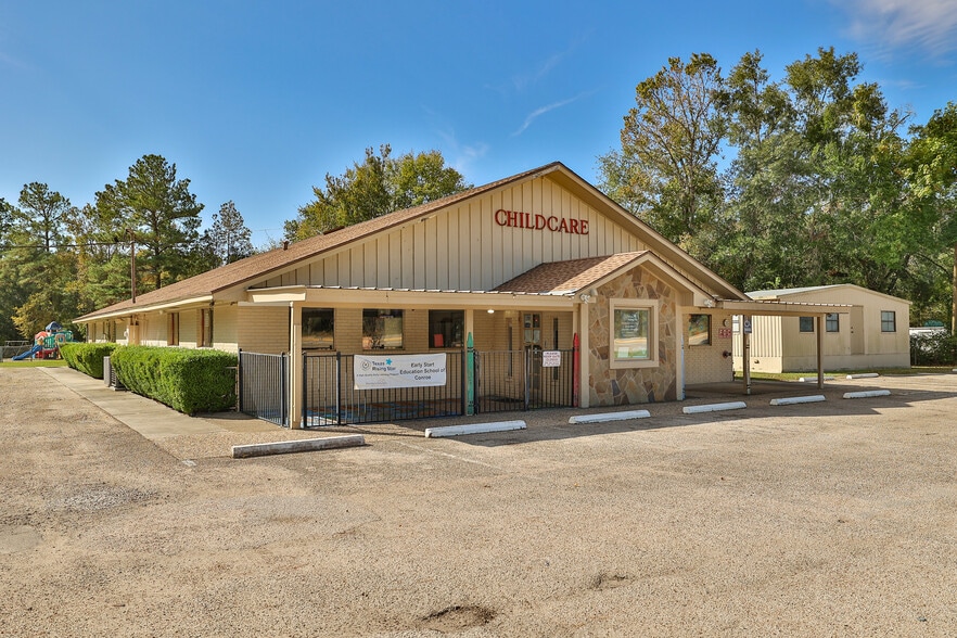 More Photos Of 6035 TX-105, Conroe Daycare Center For Sale