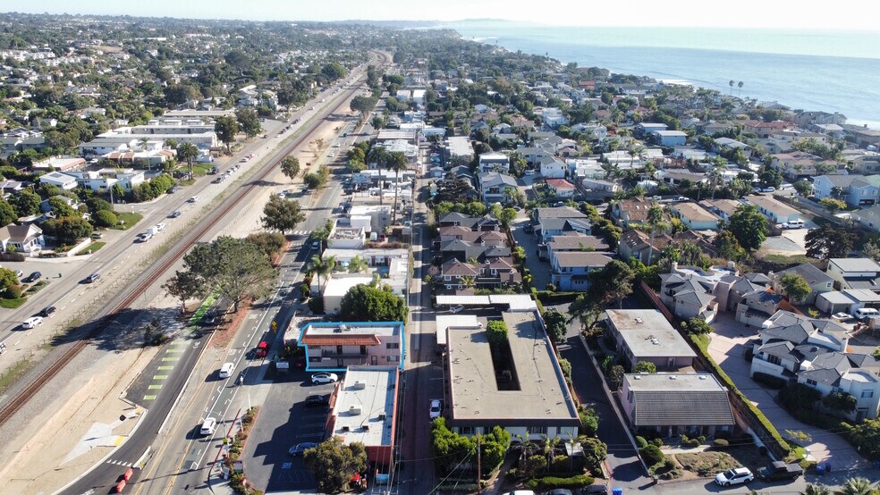 Primary Photo Of 1354 N Coast Hwy 101, Encinitas Office For Lease