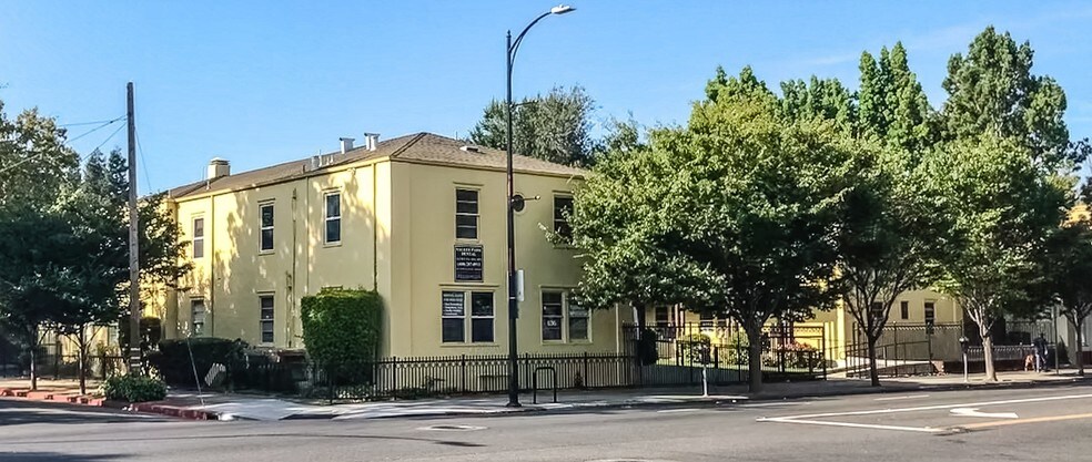 Primary Photo Of 610-650 E Santa Clara St, San Jose Medical For Lease