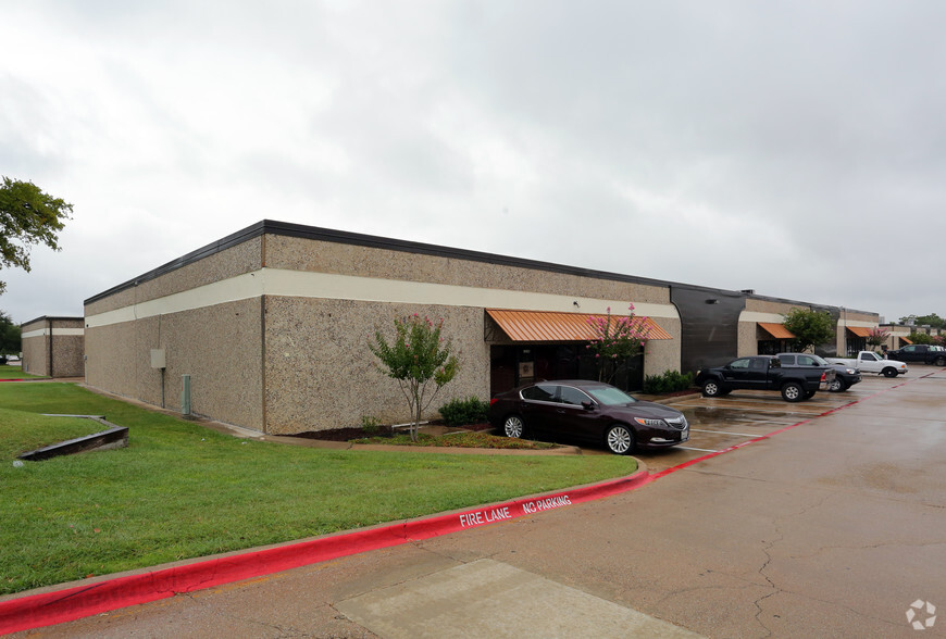 Primary Photo Of 1224 W Corporate Dr, Arlington Warehouse For Lease