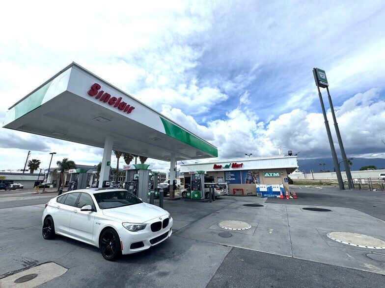 Primary Photo Of 1425 E 4th St, Ontario Service Station For Sale