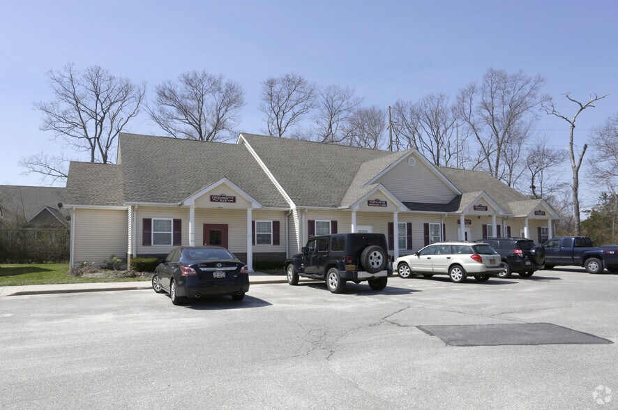 More Photos Of 5970-5976 Route 25A, Wading River Medical For Lease