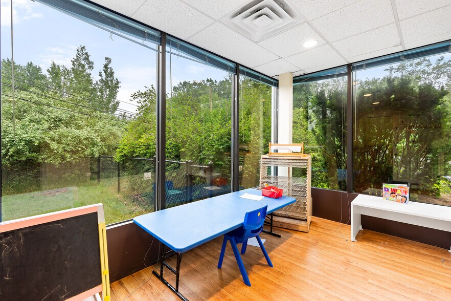 More Photos Of 1 Beverly Dr, Sterling Storefront For Sale