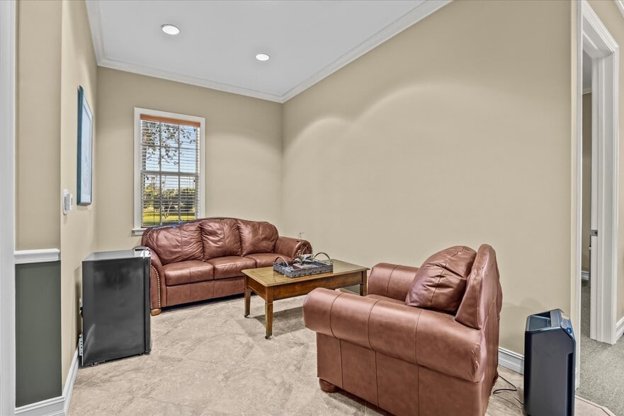 More Photos Of 2108-2110 SE Rays Way, Stuart Office For Sale