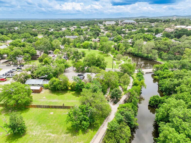 More Photos Of 128 W Theissen St, Boerne Land For Sale