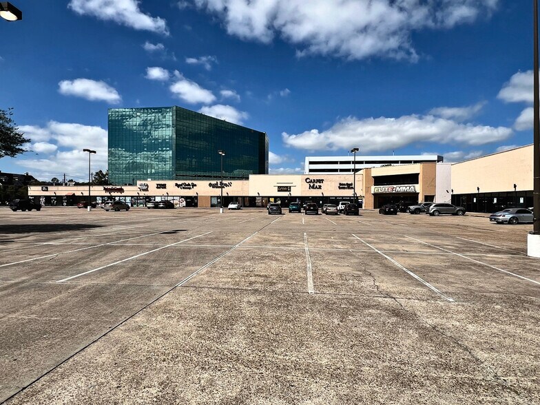 More Photos Of 4590 Tidwell Rd, Houston Convenience Store For Lease