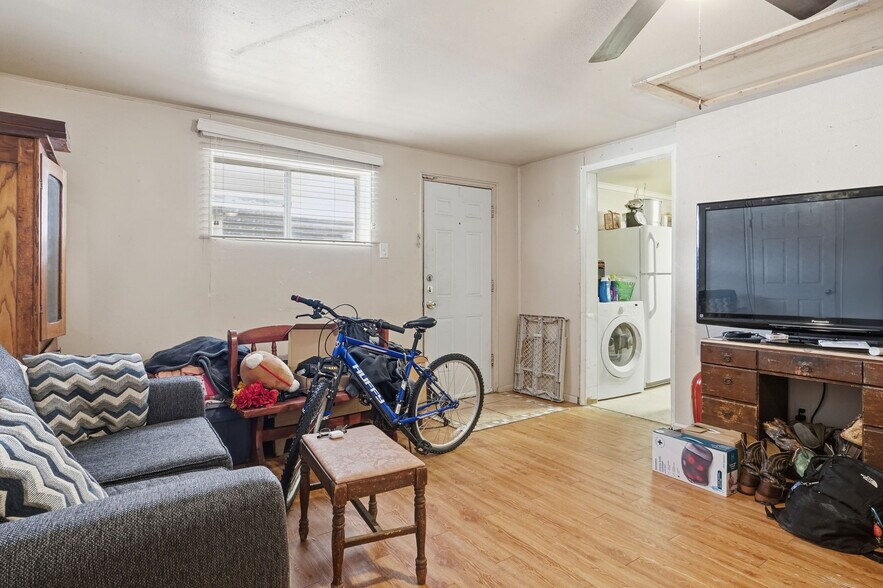 More Photos Of 1901 Cedar Crest Dr, Abilene Multifamily For Sale