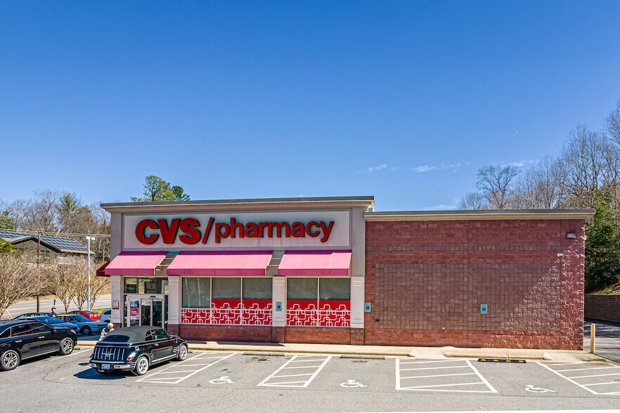 More Photos Of 425 W State St, Black Mountain Drugstore For Sale