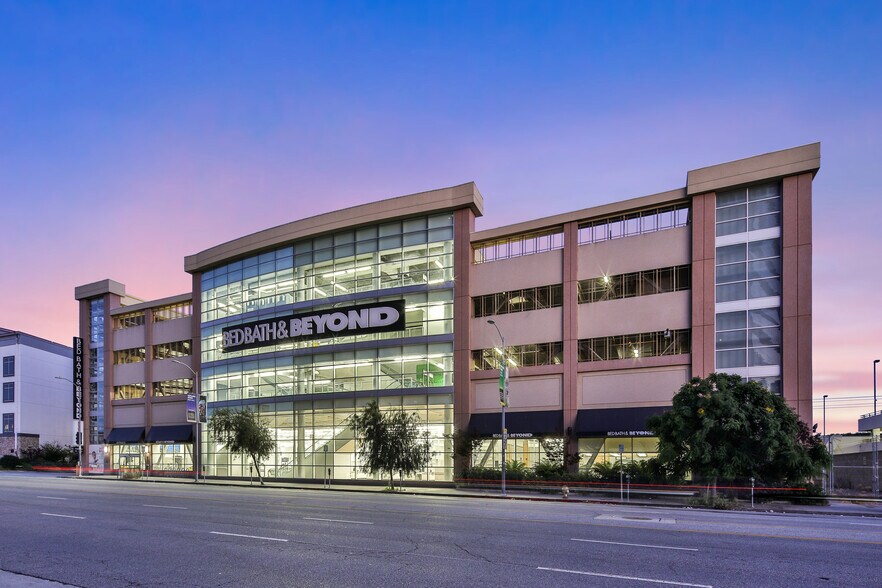 Primary Photo Of 11854 W Olympic Blvd, Los Angeles Freestanding For Lease