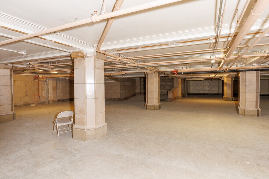 More Photos Of 417 S Hill St, Los Angeles Office For Sale