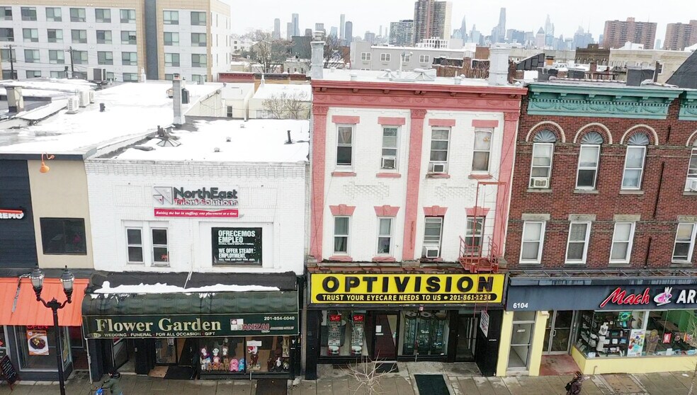 More Photos Of 6110 Bergenline Ave, West New York Storefront Retail Residential For Lease