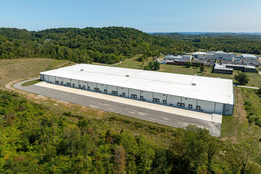 More Photos Of 737 Waltz Mill Rd, Ruffs Dale Warehouse For Lease