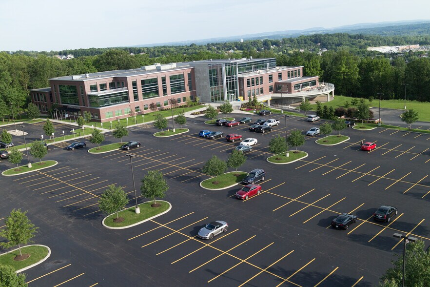 More Photos Of 207 High Point Dr, Victor Office For Lease