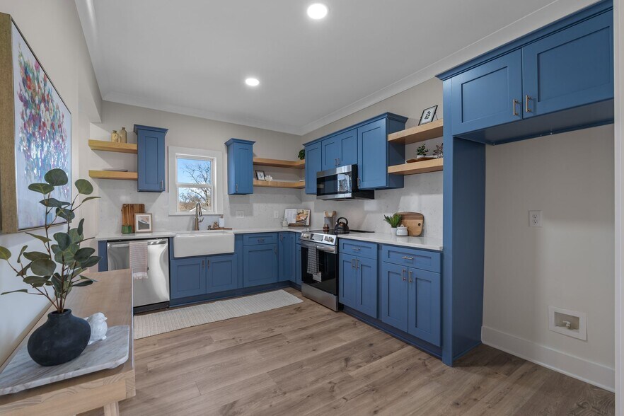 More Photos Of , Greenville Multifamily For Sale