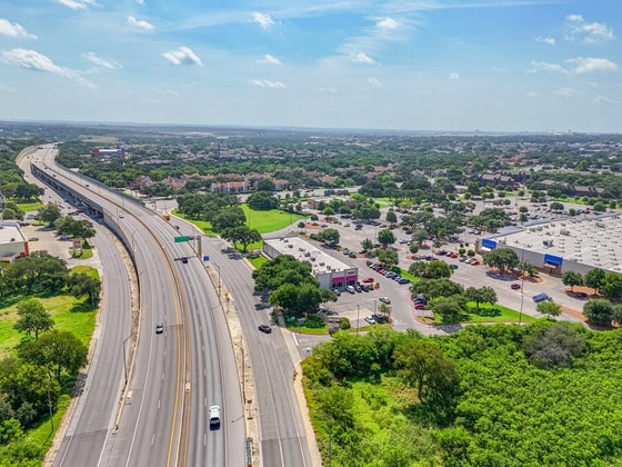 More Photos Of 938 Wurzbach Pky, San Antonio Freestanding For Lease