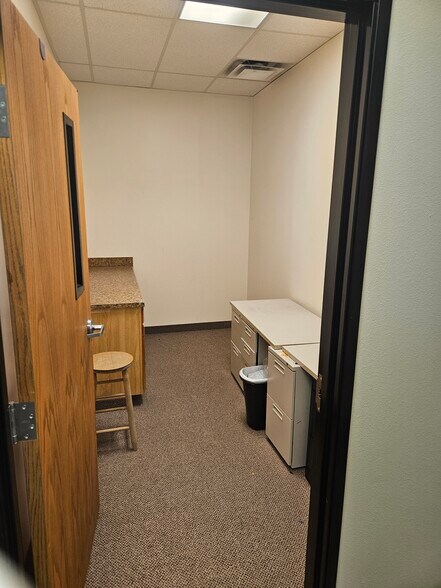 More Photos Of 1733 S Perry St, Castle Rock Warehouse For Lease
