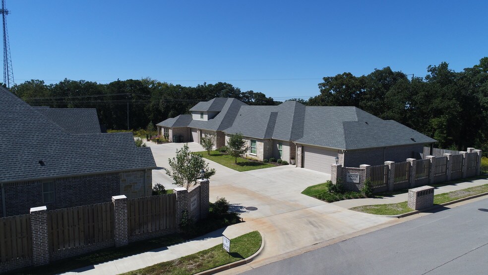 More Photos Of 2980 Elkton Trl, Tyler Apartments For Sale