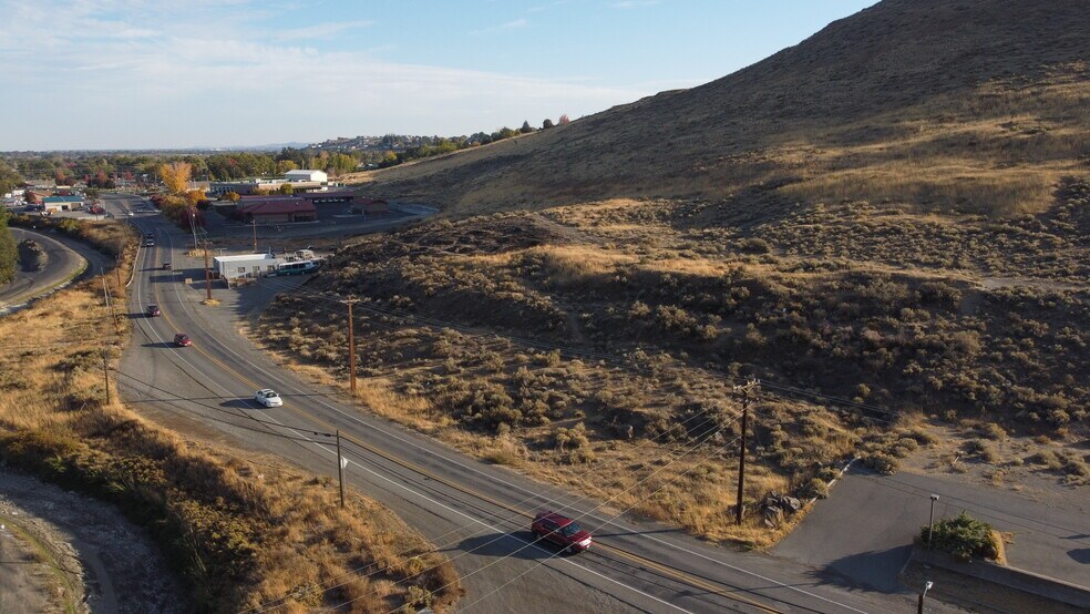 More Photos Of tbd West Van Giesen Street, West Richland Land For Sale