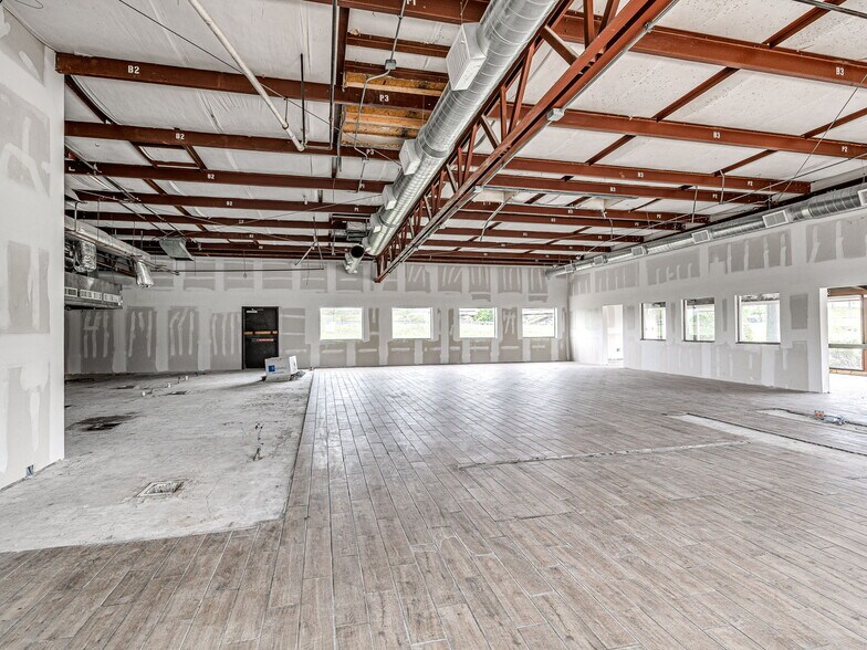 More Photos Of 4903 N Harrison St, Shawnee Restaurant For Sale