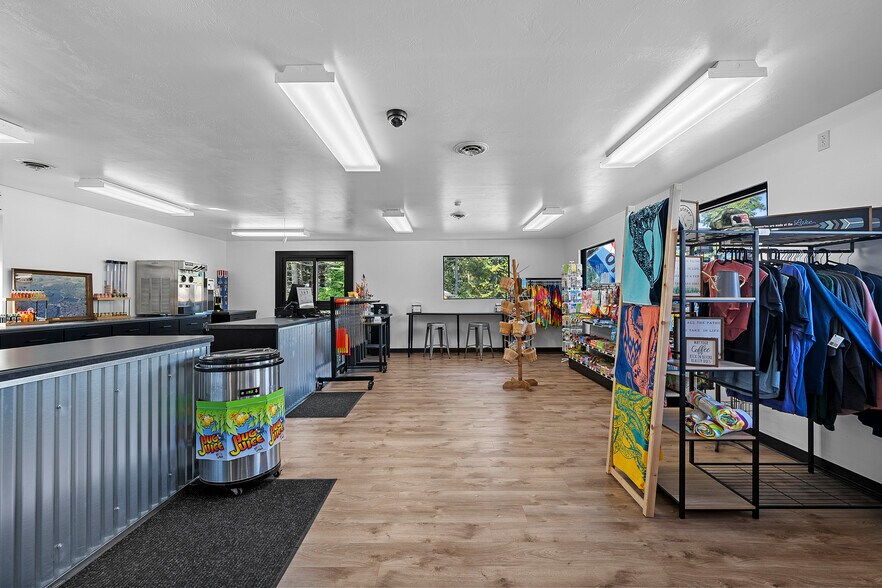 More Photos Of 15376 County Highway W, Crivitz Convenience Store For Sale