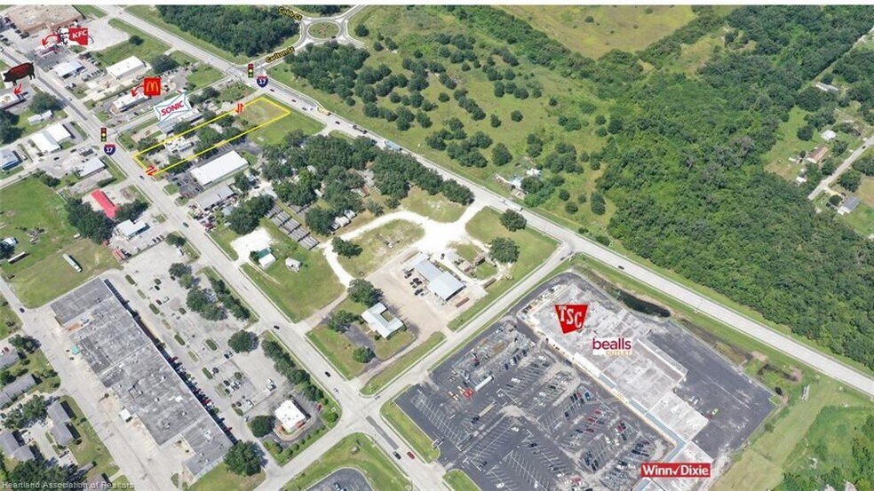 More Photos Of 939 S 6th Ave S, Wauchula General Retail For Sale