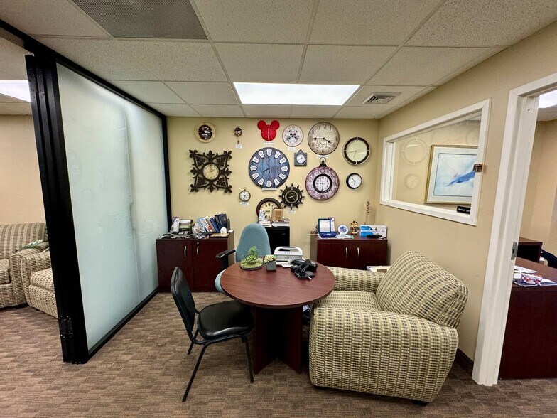 More Photos Of 225 Gordons Corner Rd, Manalapan Township Medical For Lease
