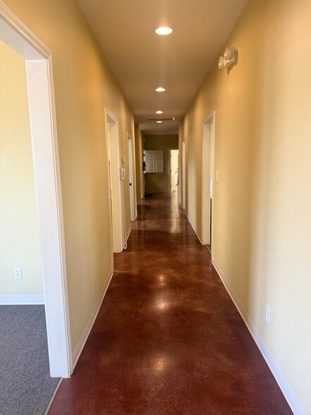 More Photos Of 16239 Nacogdoches Rd, San Antonio Healthcare For Lease