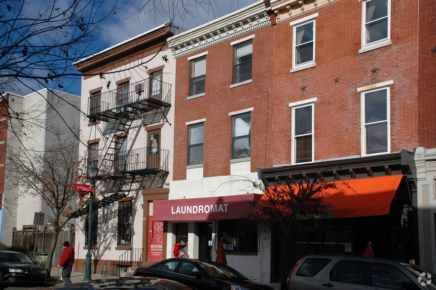 Primary Photo Of 1611 South St, Philadelphia Storefront Retail Residential For Lease