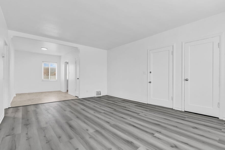 More Photos Of 5492 Ruth Ave, Oakland Apartments For Sale