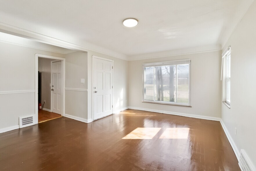 More Photos Of 17809 Harvard Ave, Cleveland Multifamily For Sale