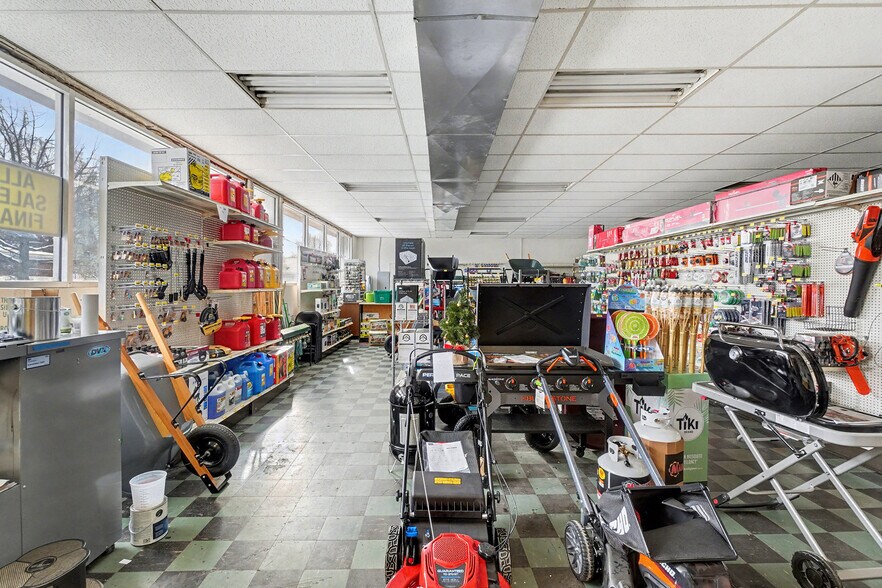 More Photos Of 109 S Wayne Ave, Lockland Storefront For Sale