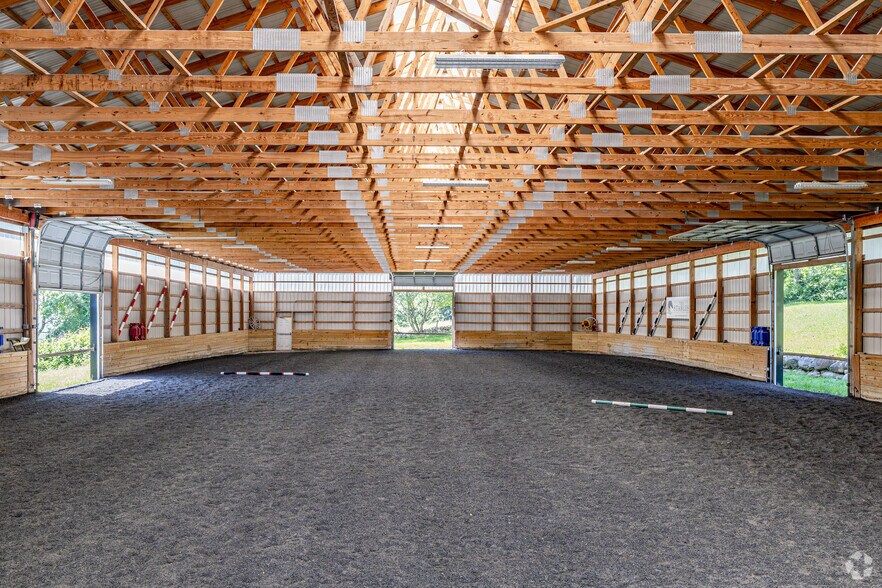 More Photos Of 11 Charlottesburg Rd, Boonton Horse Stables For Sale