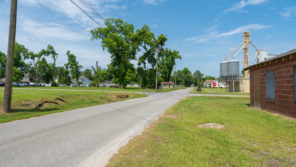 More Photos Of 134 Castleberry st, Pelham Warehouse For Sale