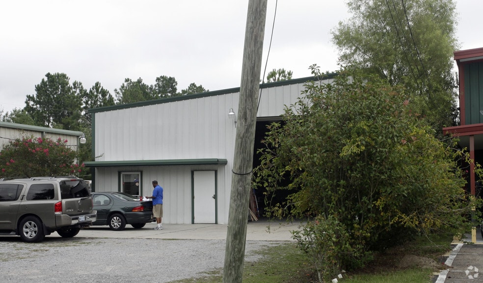 Primary Photo Of 56742 Dwyer Ave, Slidell Warehouse For Lease