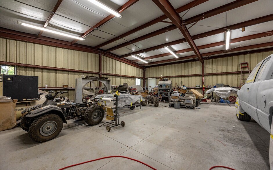 More Photos Of 13508 US HWY 90, Live Oak Industrial For Sale