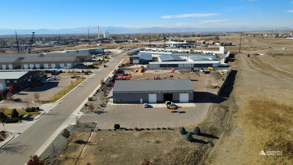 More Photos Of 650 Gyrfalcon Ct, Windsor Warehouse For Sale