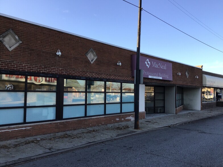 More Photos Of 6187 S Archer Ave, Chicago Medical For Lease