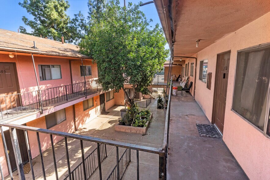 More Photos Of 12661 Pierce St, Pacoima Apartments For Sale