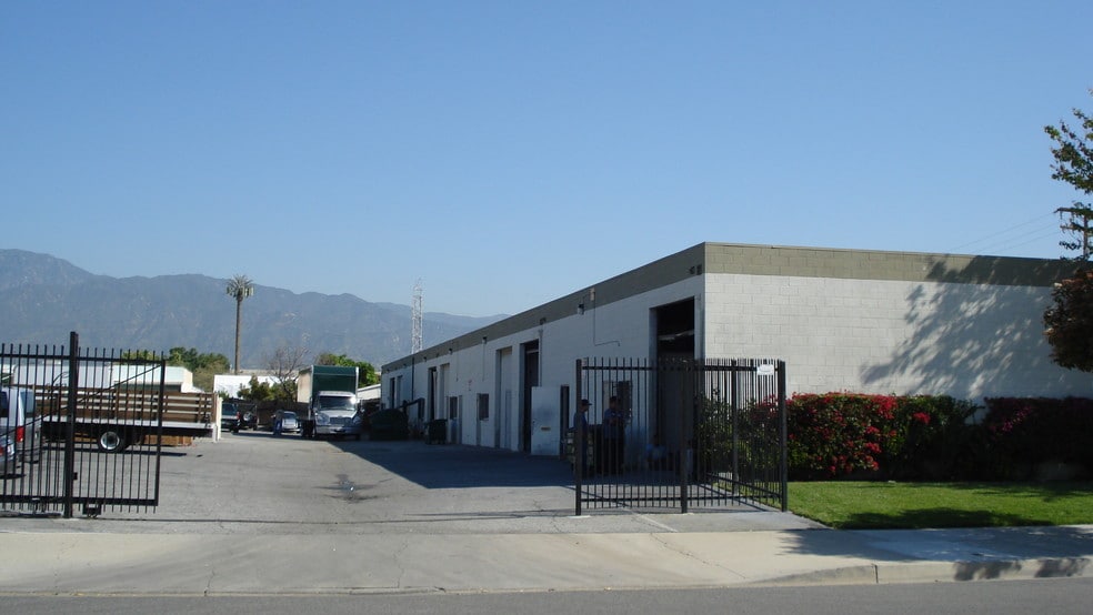 More Photos Of 15225-15237 Nubia St, Baldwin Park Warehouse For Lease