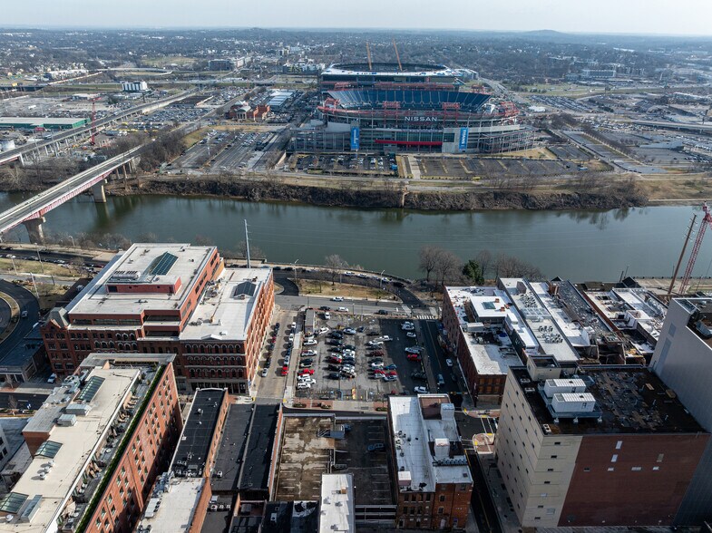More Photos Of 215 2nd Ave N, Nashville Office For Sale