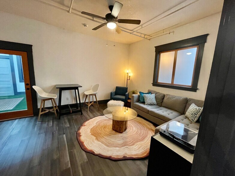 More Photos Of 8212 N Denver Ave, Portland Apartments For Sale