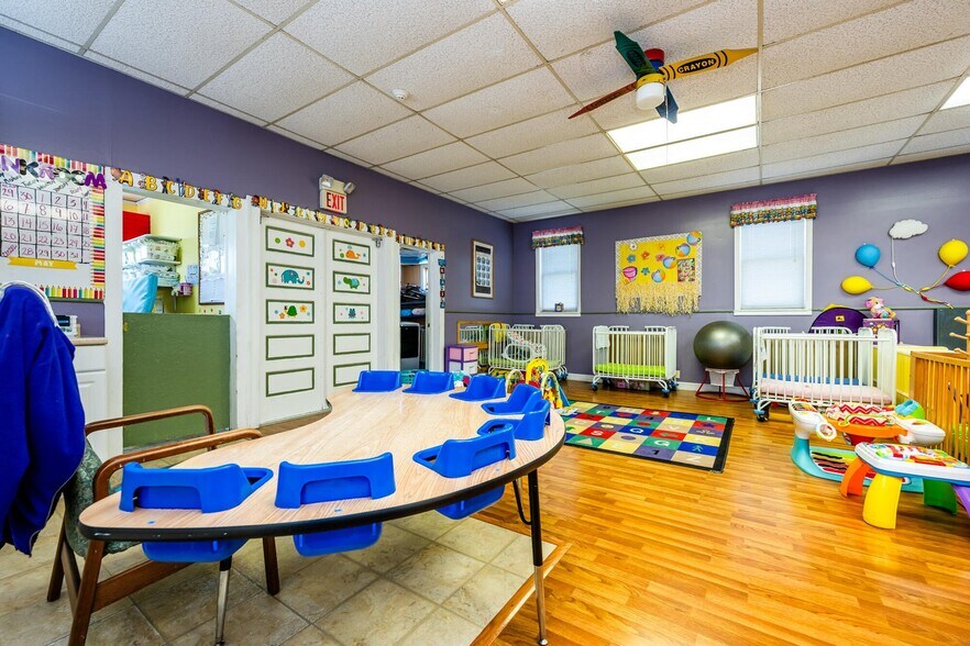 More Photos Of 3419 Hollywood Rd, Saint Joseph Daycare Center For Sale