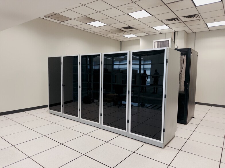 More Photos Of 1175 Elko Dr, Sunnyvale Research And Development For Lease