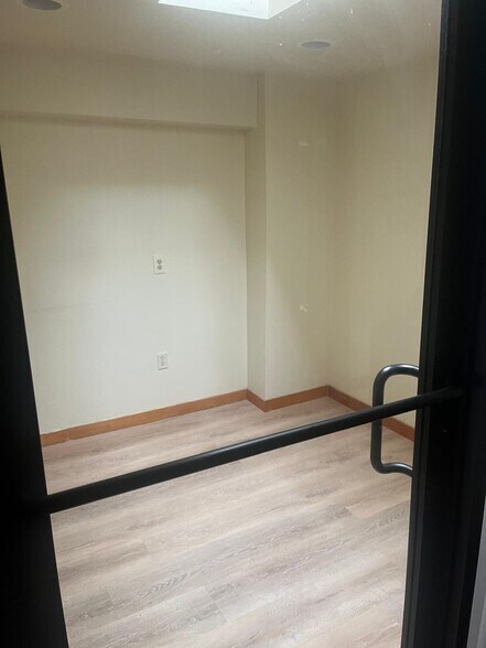 More Photos Of 224-228 61st St, West New York Coworking Space